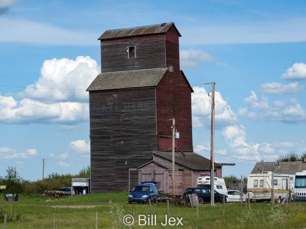 Grain elevator in Poe, AB, July 2014. Contributed by Bill Jex.