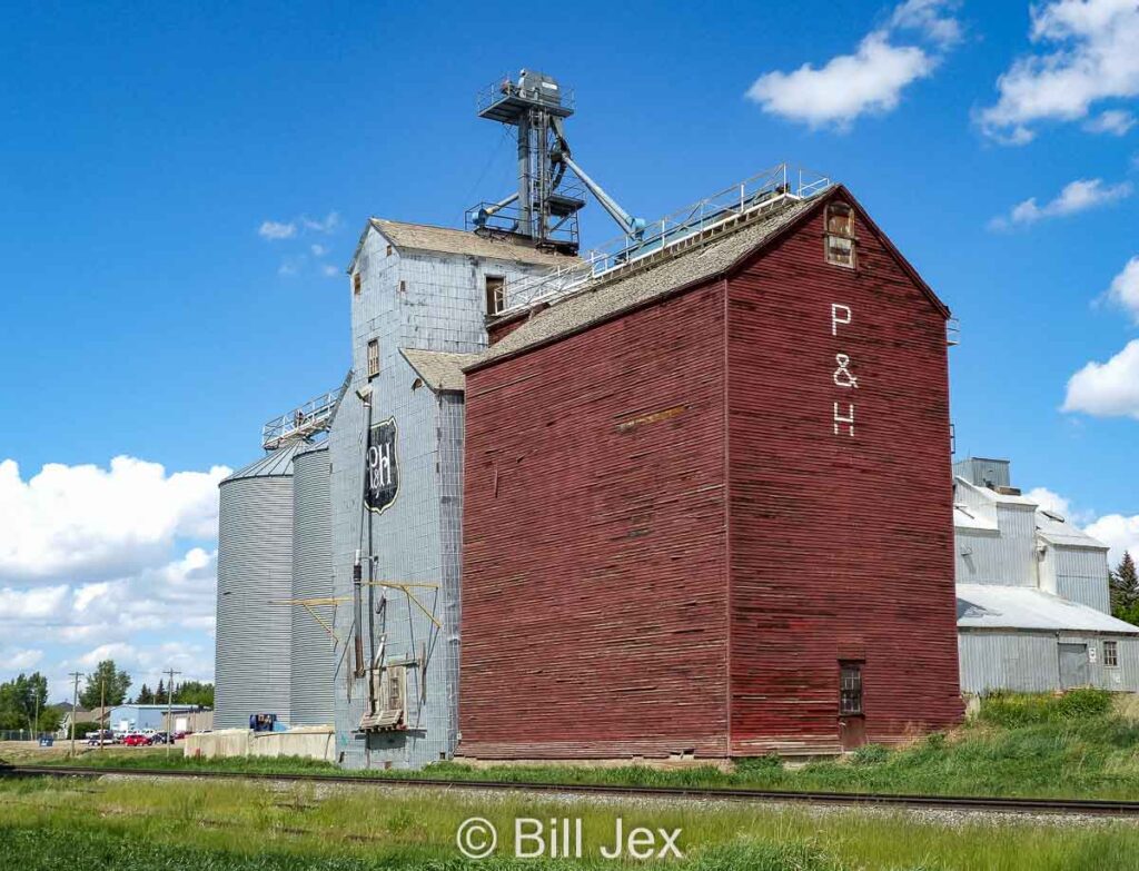 Three Hills grain elevators, June 2014. Contributed by Bill Jex.