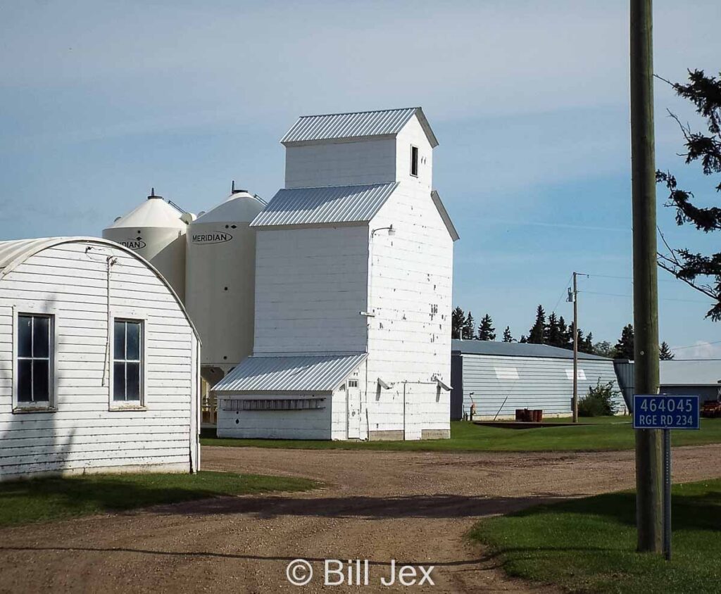 Farm elevator near Wetaskiwin, AB. Contributed by Bill Jex.