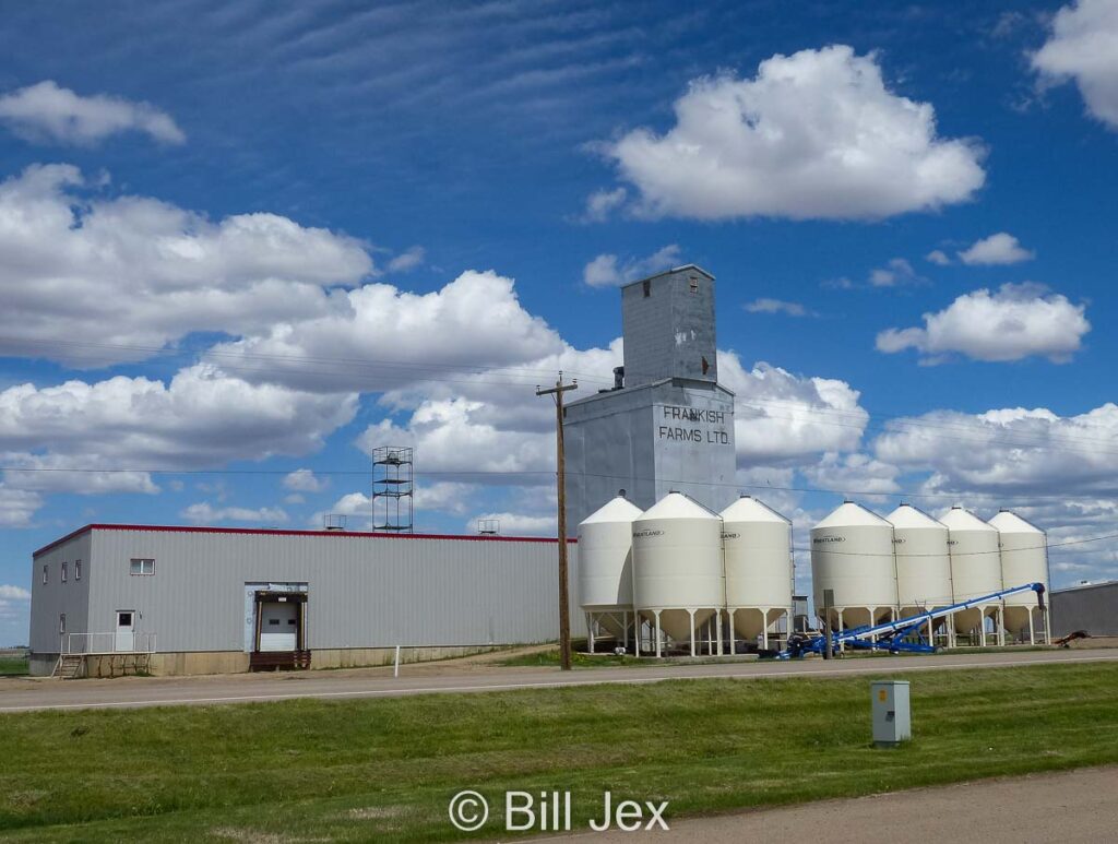 Frankish Farms grain elevator in Foremost, AB, May 2013. Contributed by Bill Jex.