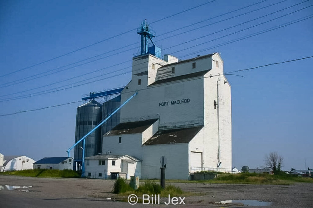 Ex UGG grain elevator in Fort MacLeod, AB, July 2009. Contributed by Bill Jex.