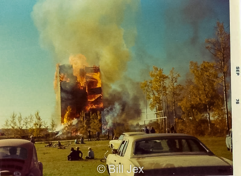 AWP grain elevator fire, Sep 1976. Contributed by Bill Jex.