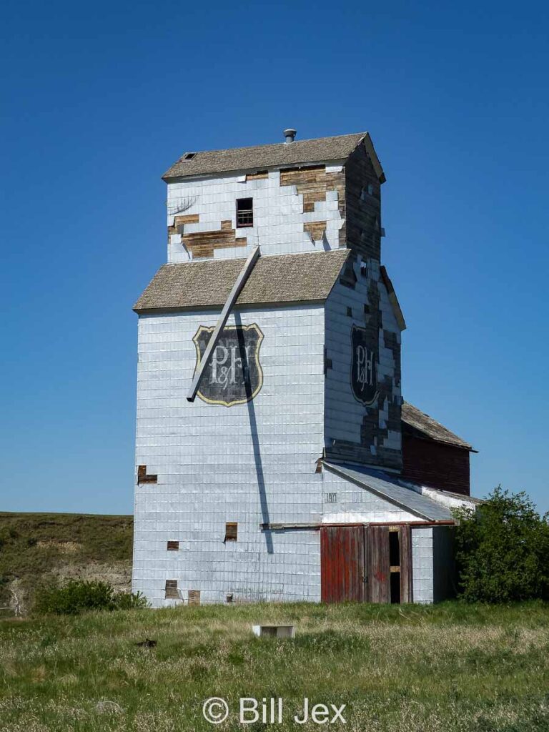 Sharples, AB grain elevator, June 2014. Contributed by Bill Jex.