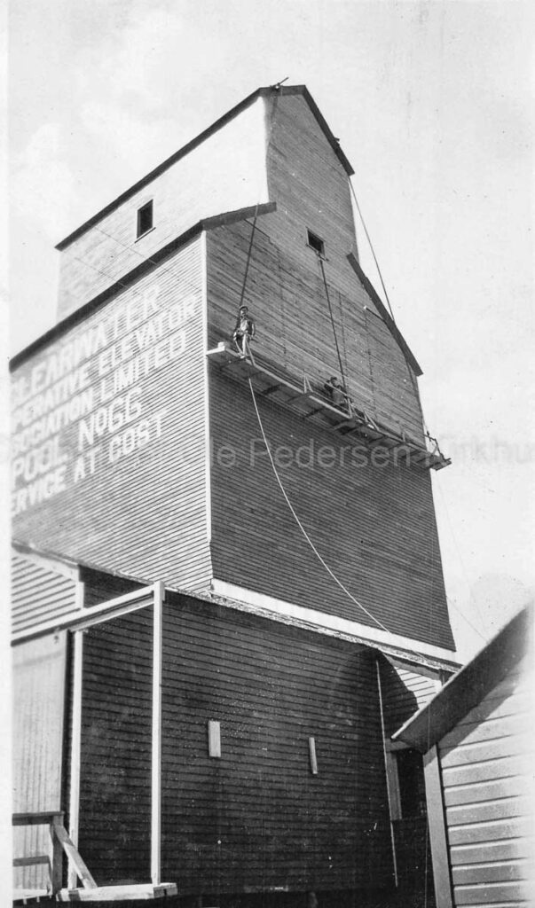 Clearwater grain elevator under construction, 1928. Photo courtesy of the family of Ole Kirkhus.