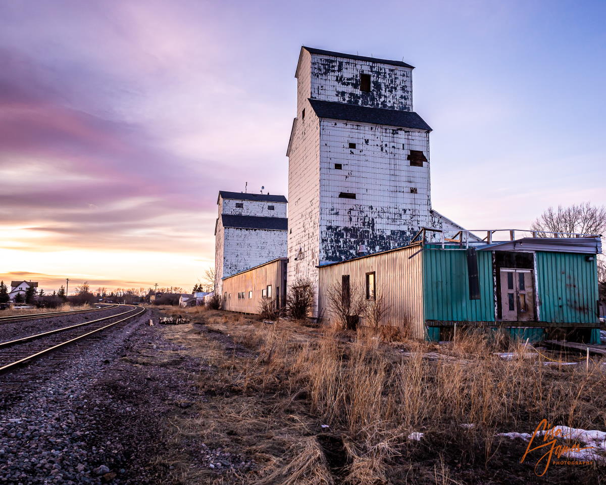 DeWinton, AB grain elevators