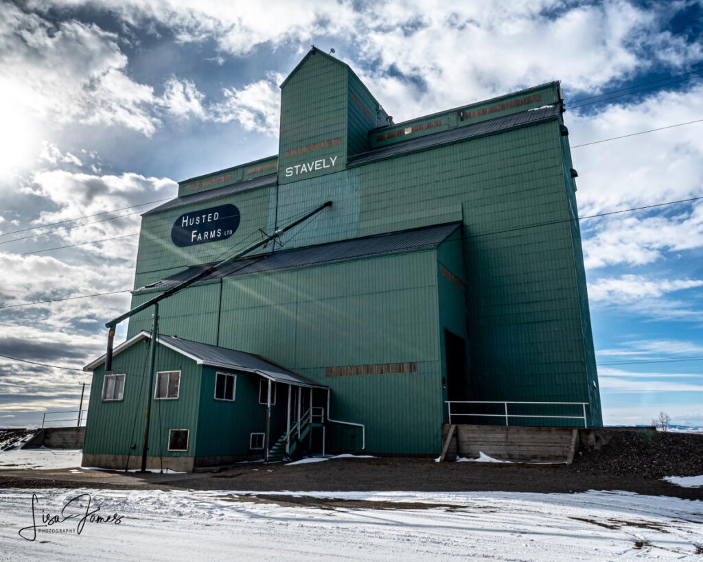 Stavely, AB grain elevator, Feb 2020. Contributed by Lisa James.