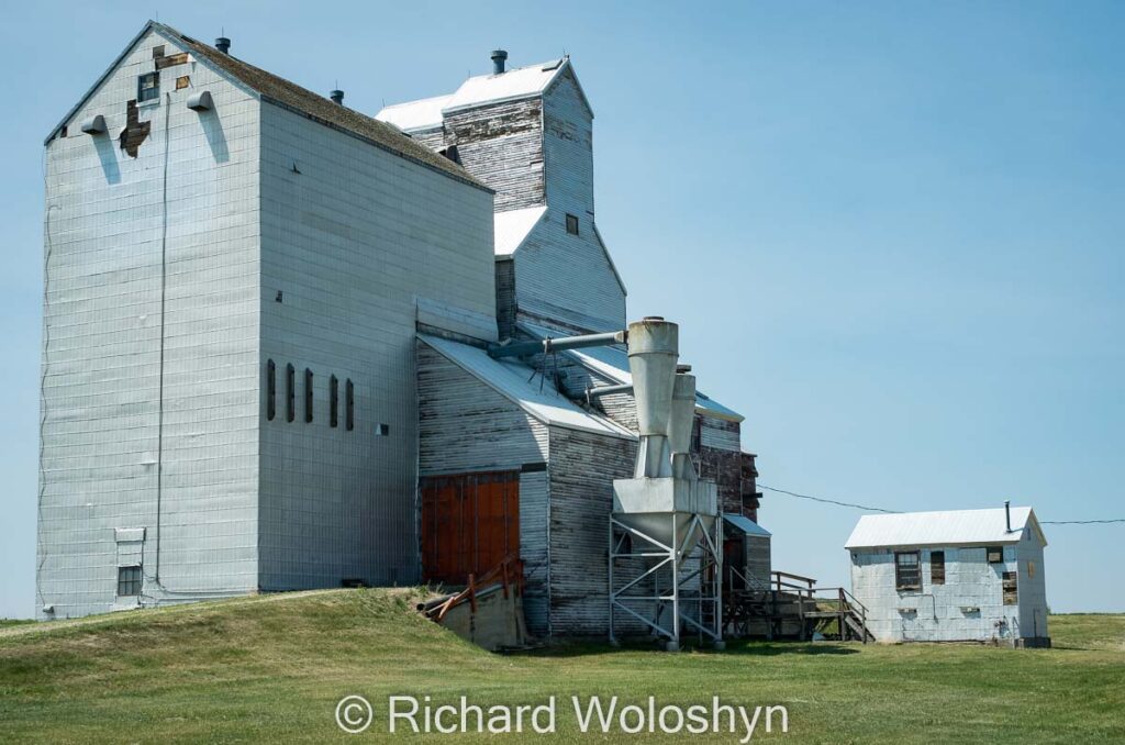 Grain elevator in McCord, SK, May 2019. Contributed by Richard Woloshyn.