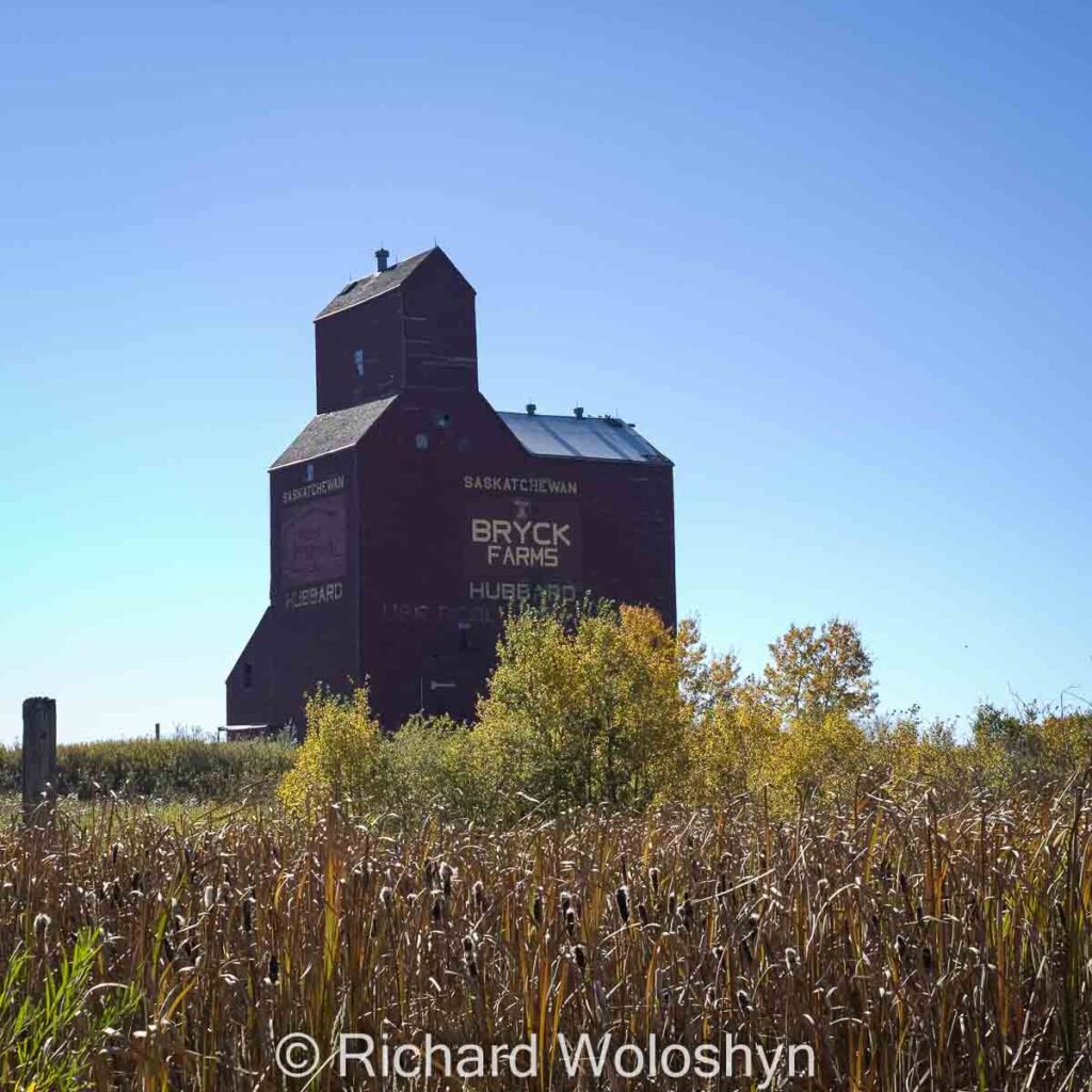 Bryck Farms grain elevator in Hubbard, SK, Sep 2014. Contributed by Richard Woloshyn.