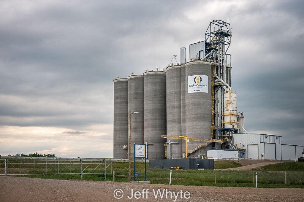 GrainsConnect elevator outside Huxley, AB, July 2021. Contributed by Jeff Whyte.