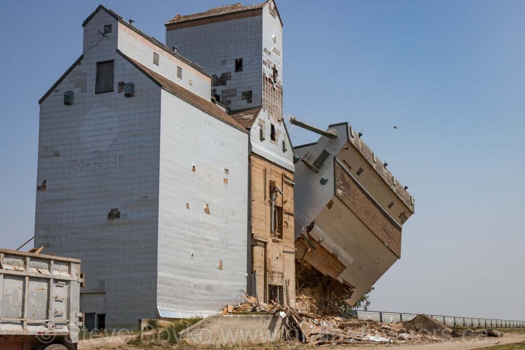 The annex falls on the Homewood grain elevator, Aug 8 2021. Contributed by Steve Boyko.