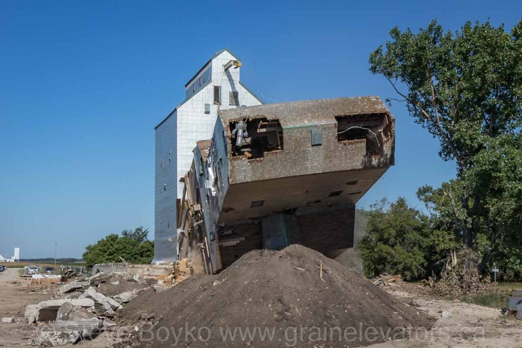 Fall of the Homewood elevator, Aug 14 2021. Contributed by Steve Boyko.