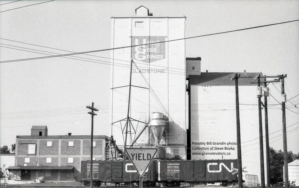 Concrete grain elevator