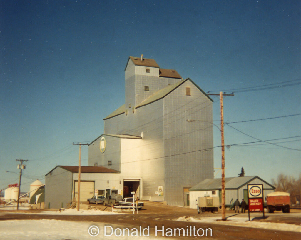 Wooden grain elevator