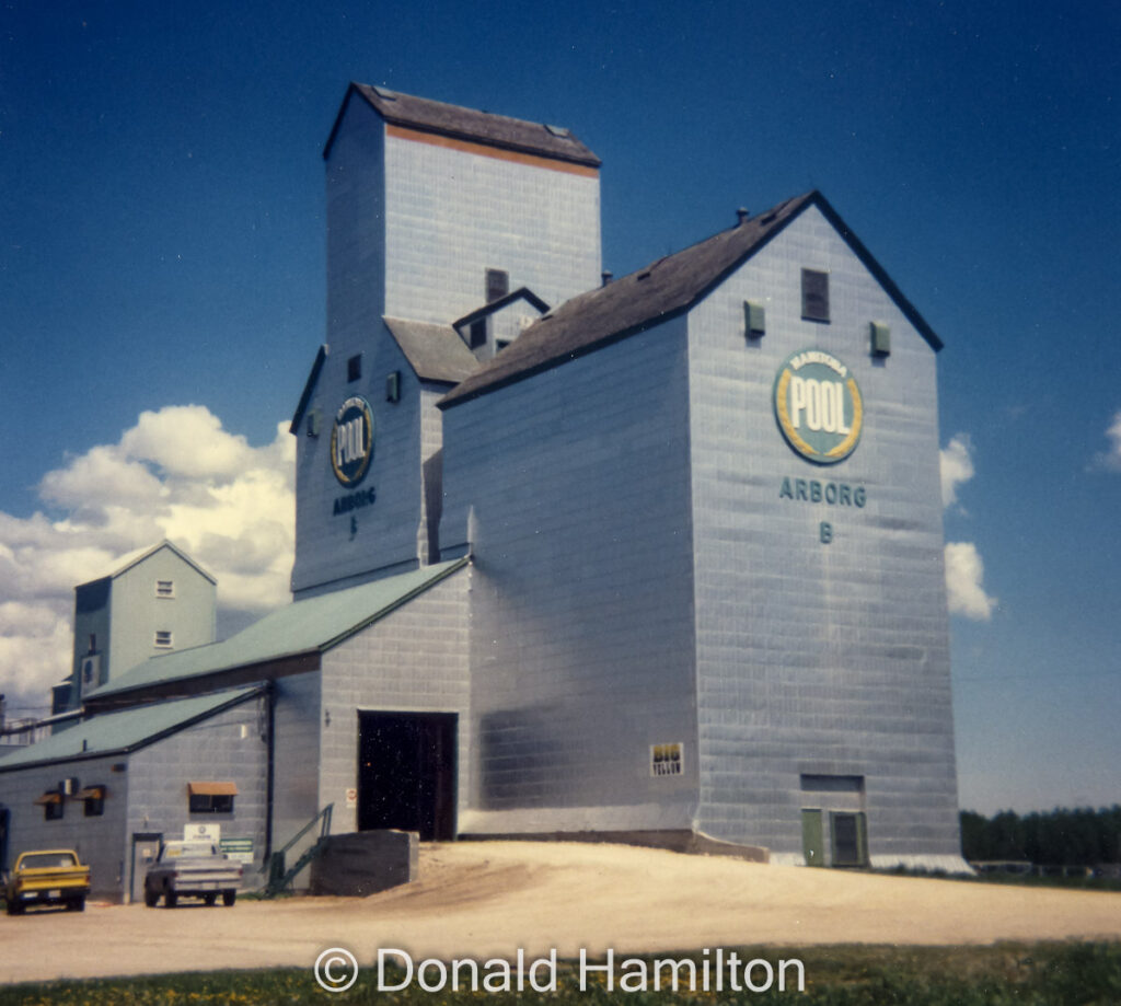 Pool "B" grain elevator in Arborg, Manitoba