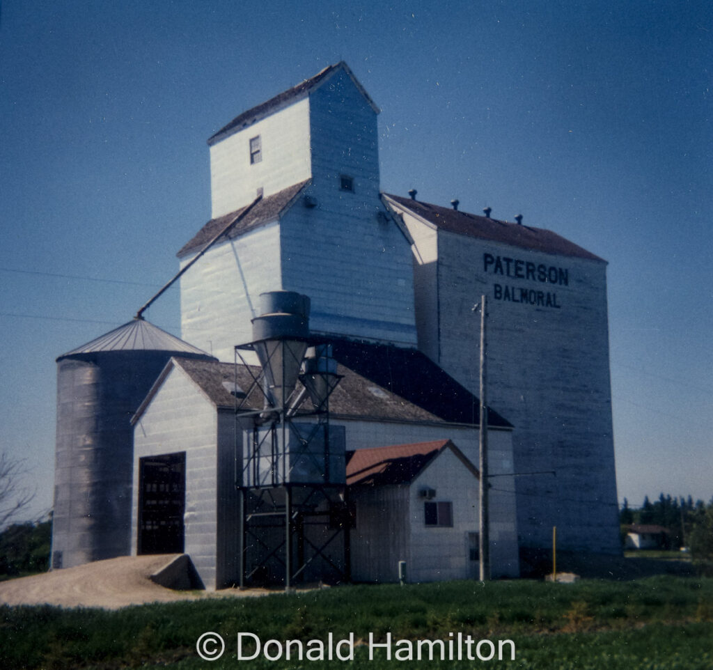 Paterson grain elevator in Balmoral, MB