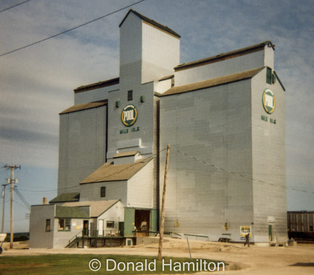 Manitoba Pool "Mile 10.6" grain elevator, April 1991.