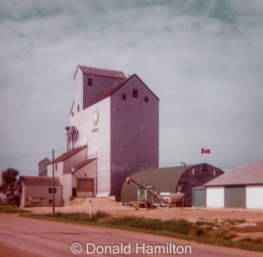 Brunkild Manitoba Pool grain elevator, July 1993