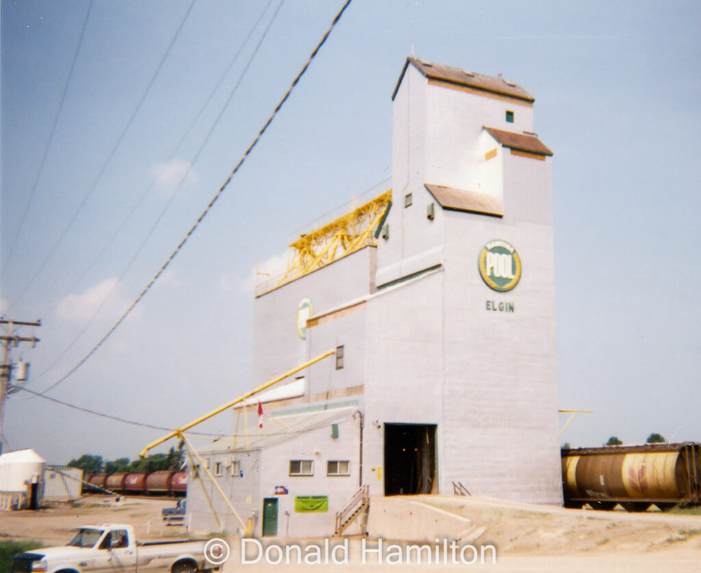 Pool grain elevator in Elgin, MB, June 1995