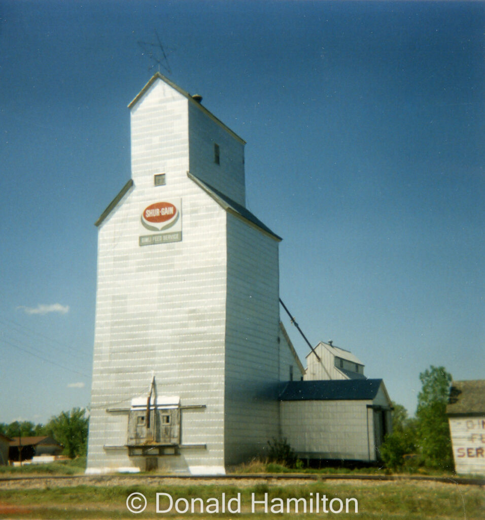 Shur-Gain elevator in Gimli, Manitoba, 1992.