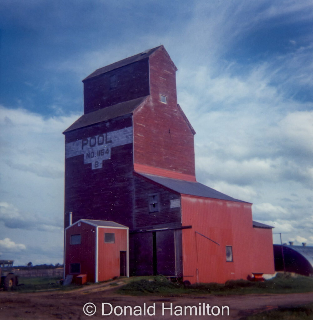 Kelso, Saskatchewan "B" grain elevator, June 1994