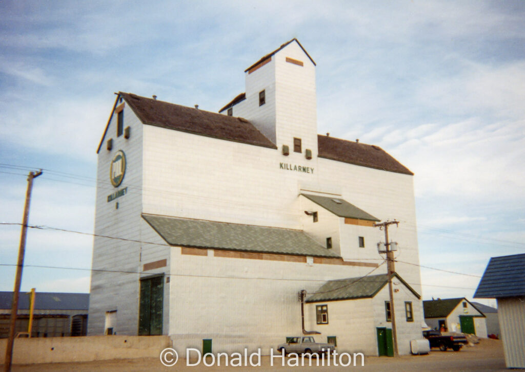 Killarney Manitoba Pool "B" grain elevator, September 1995.