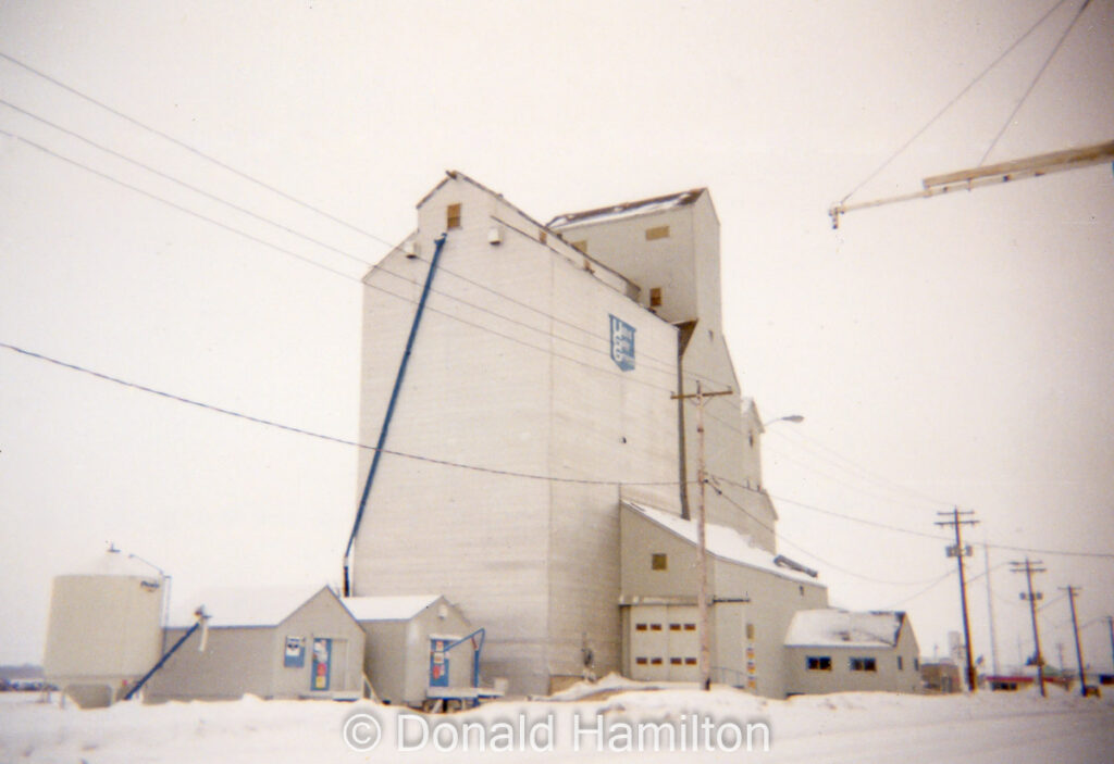 UGG grain elevator in Melita, MB, March 1995.