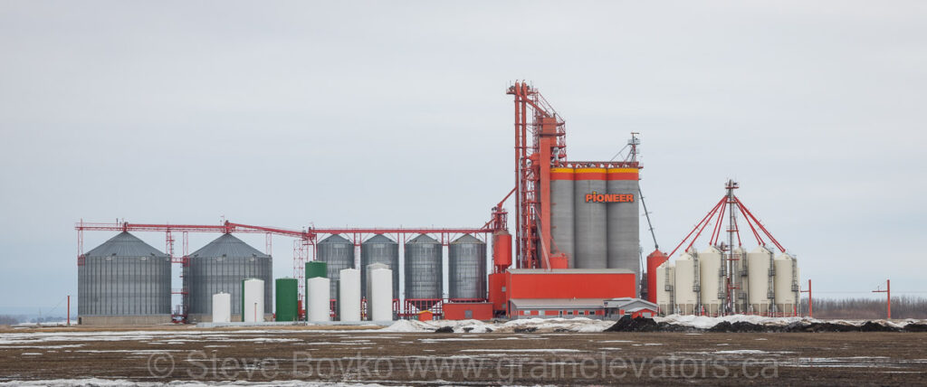 Richardson Pioneer grain elevator in Dauphin, MB, March 2022.