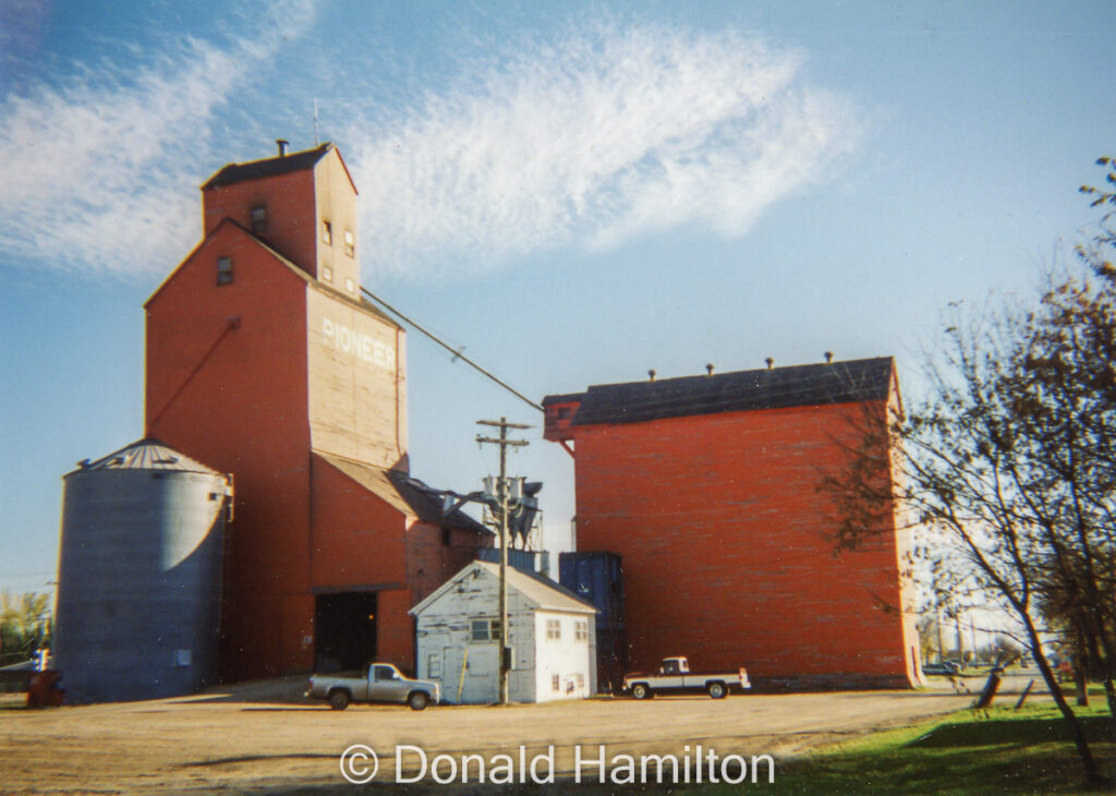Pioneer grain elevator in Winkler, Manitoba, September 1995.