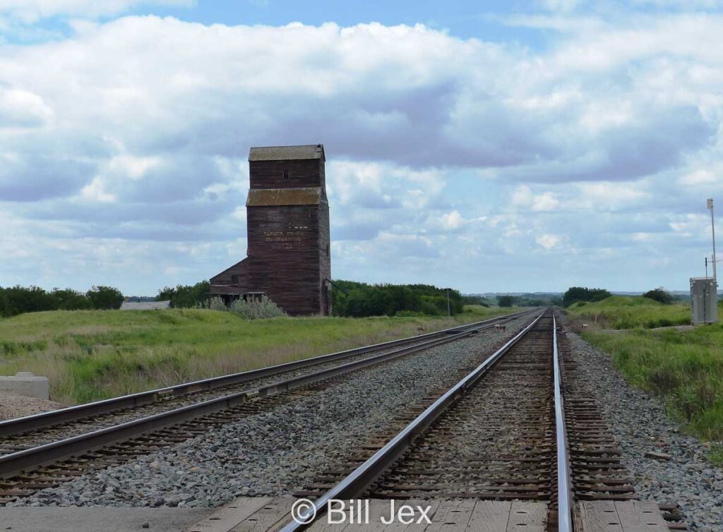 Grain elevator in Butze, AB, June 2022. Contributed by Bill Jex.