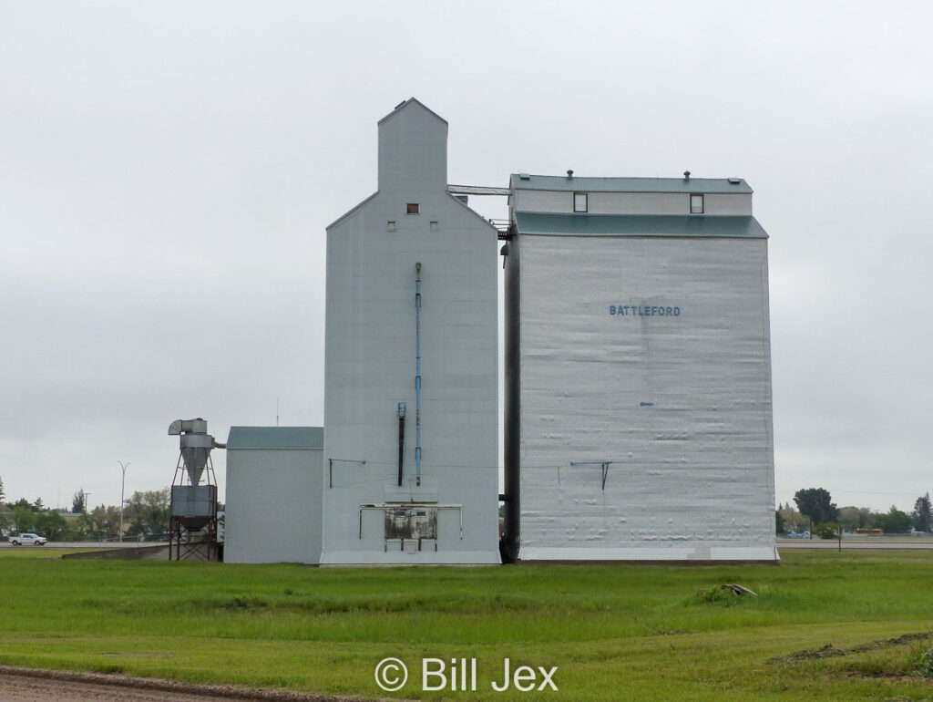 Grain elevator in Battleford, SK, June 2022. Contributed by Bill Jex.