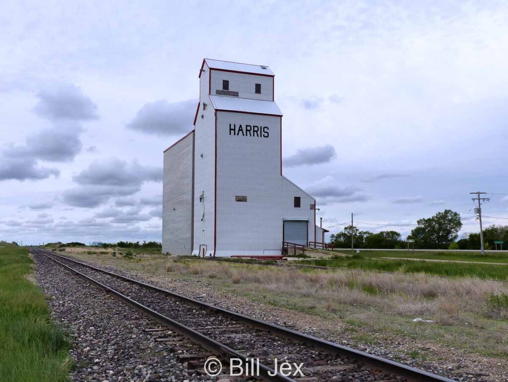 Grain elevator in Harris, SK, June 2022. Contributed by Bill Jex.
