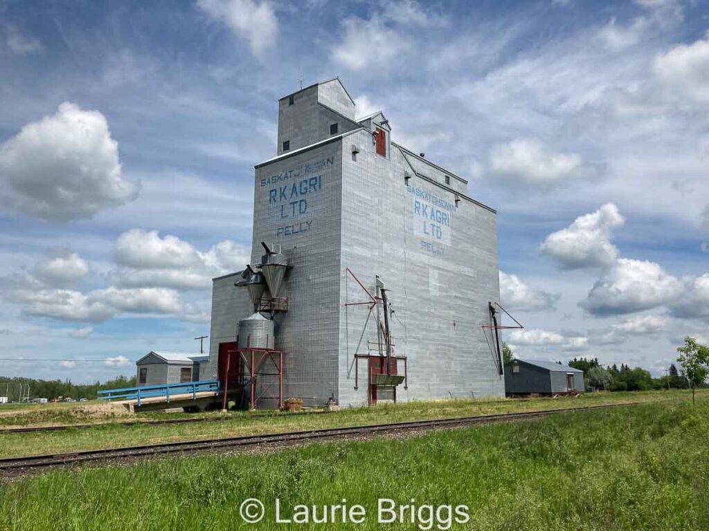 RK Agri Ltd. grain elevator in Pelly, SK, July 2022. Contributed by Laurie Briggs.
