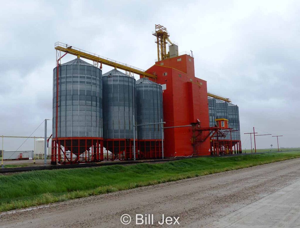 G3 grain elevator in Kindersley, SK, June 2022. Contributed by Bill Jex.