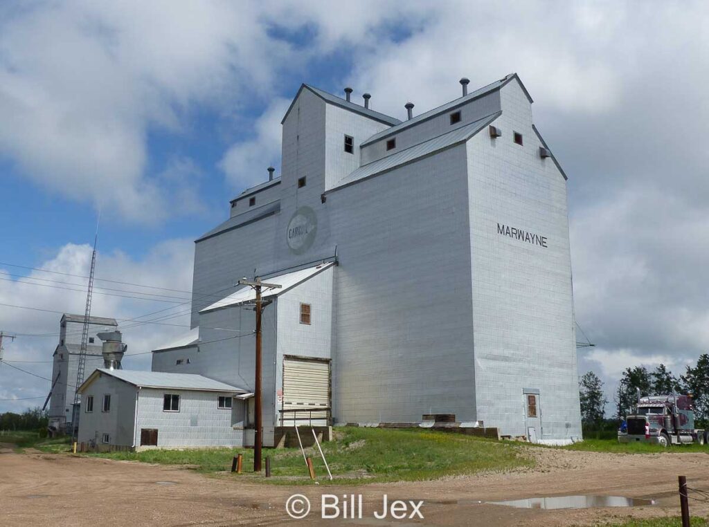Ex Cargill grain elevator in Marwayne, AB, June 2022. Contributed by Bill Jex.