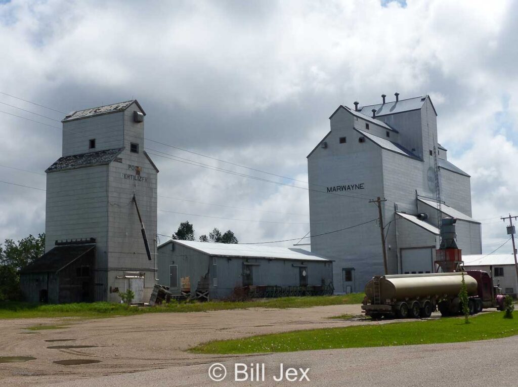Pool Fertilizer elevator in Marwayne, AB, June 2022. Contributed by Bill Jex.
