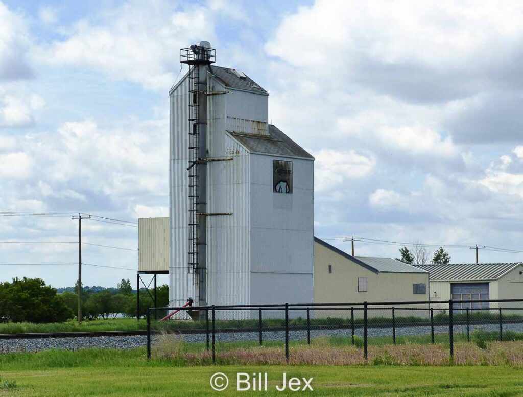 Former Elephant fertilizer elevator in Provost, AB, June 2022. Contributed by Bill Jex.