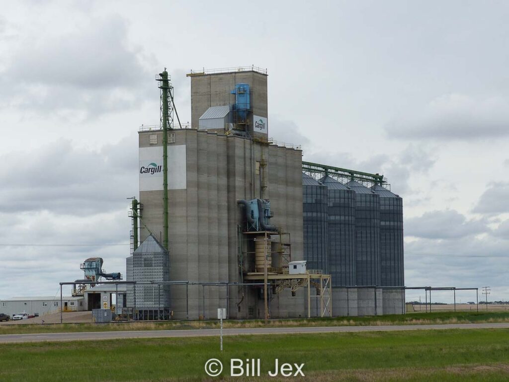 Cargill grain elevator outside Rosetown, SK, June 2022. Contributed by Bill Jex.